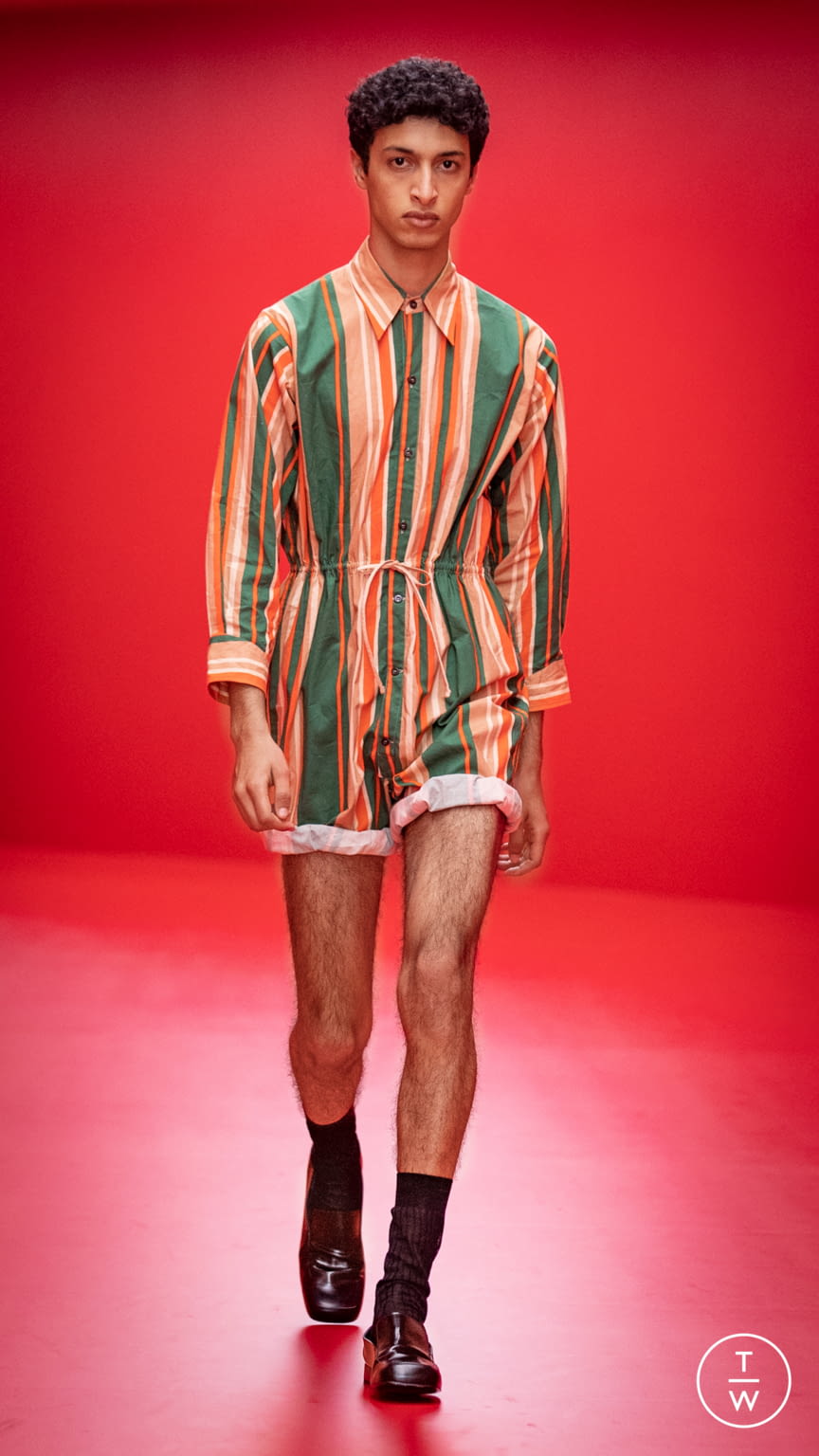 Fashion Week Milan Spring/Summer 2022 look 32 from the Prada collection menswear