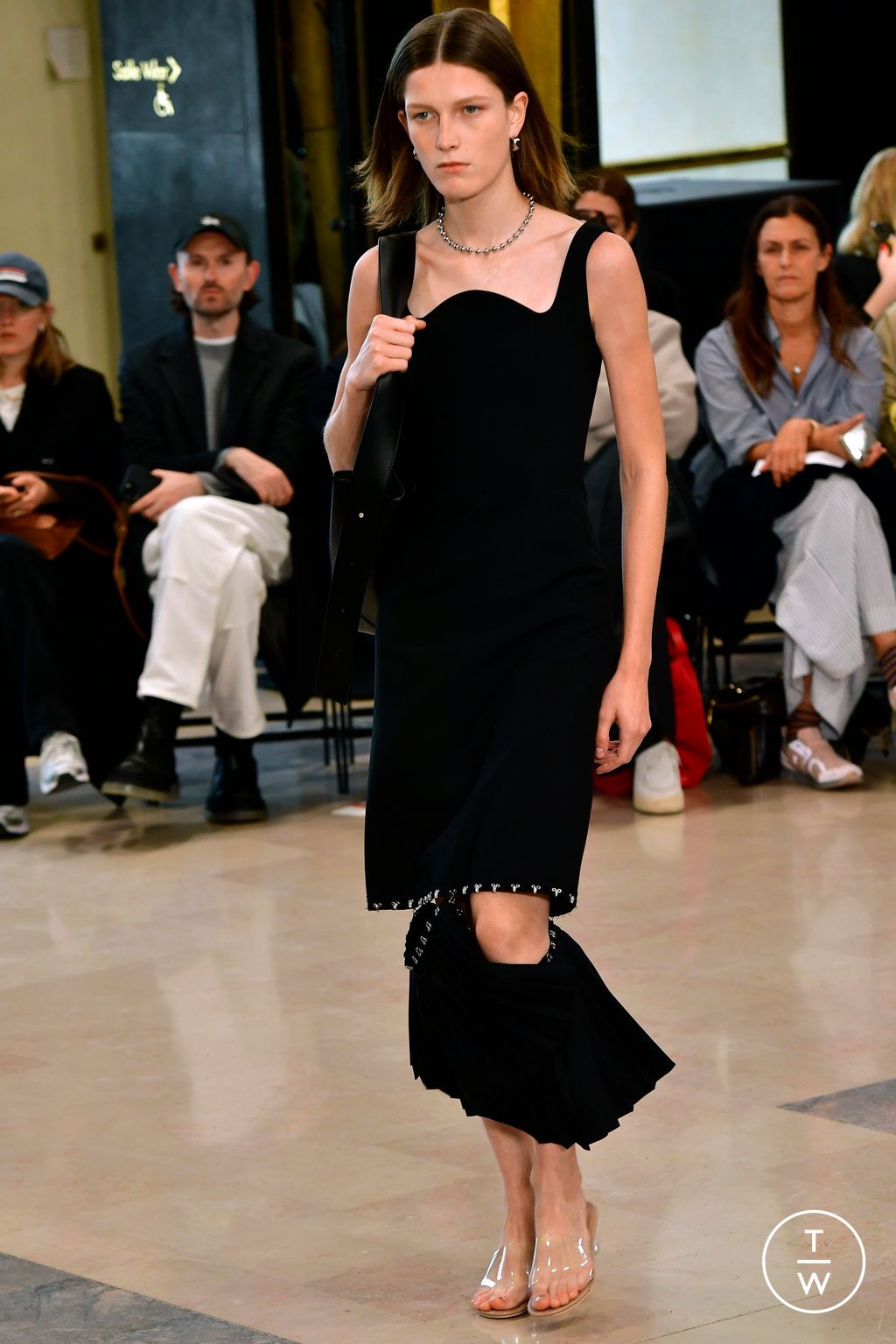Fashion Week Paris Spring/Summer 2023 look 9 from the Rokh collection womenswear