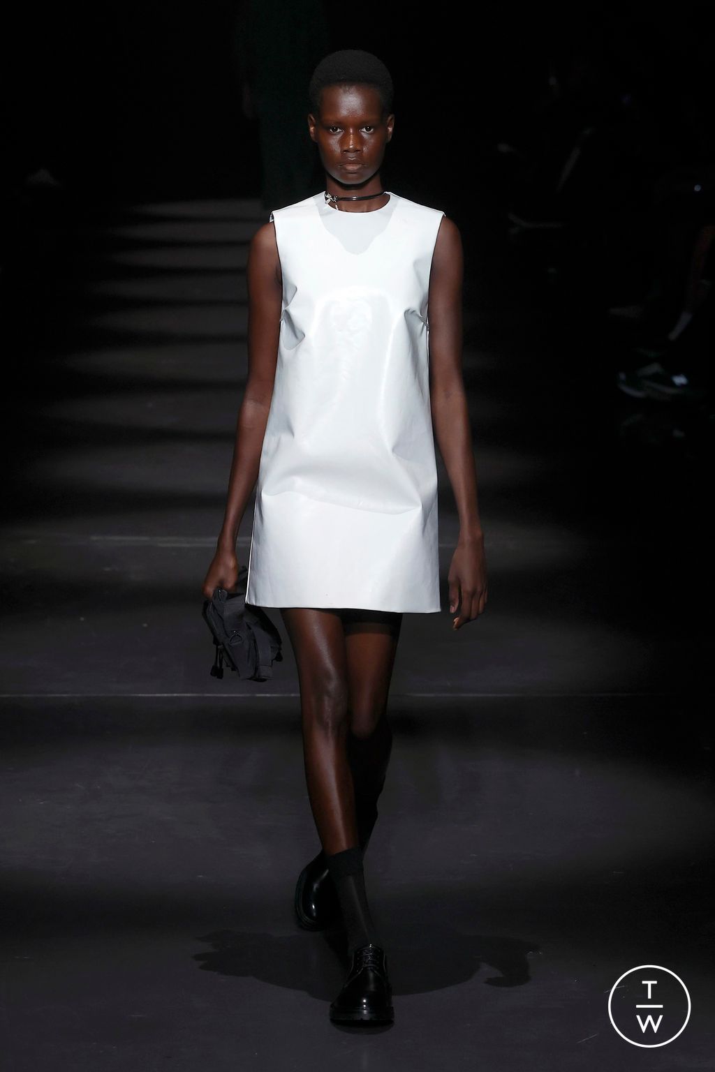 Fashion Week Paris Spring-Summer 2025 look 24 de la collection 032c menswear