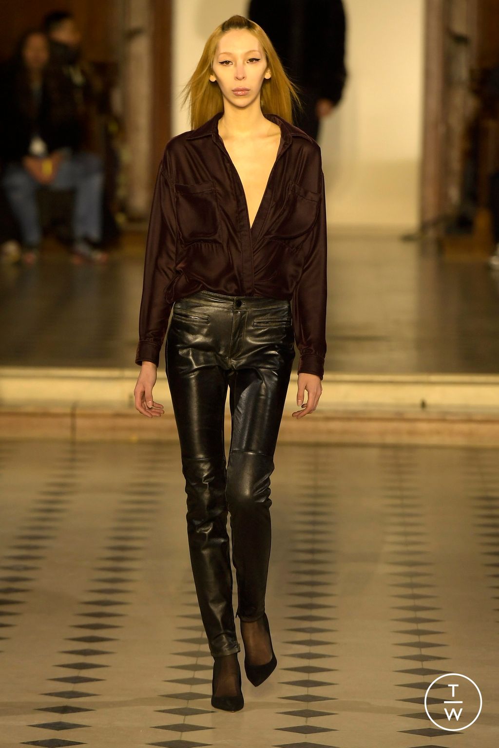 Fashion Week Paris Fall/Winter 2024 look 22 de la collection 032c menswear