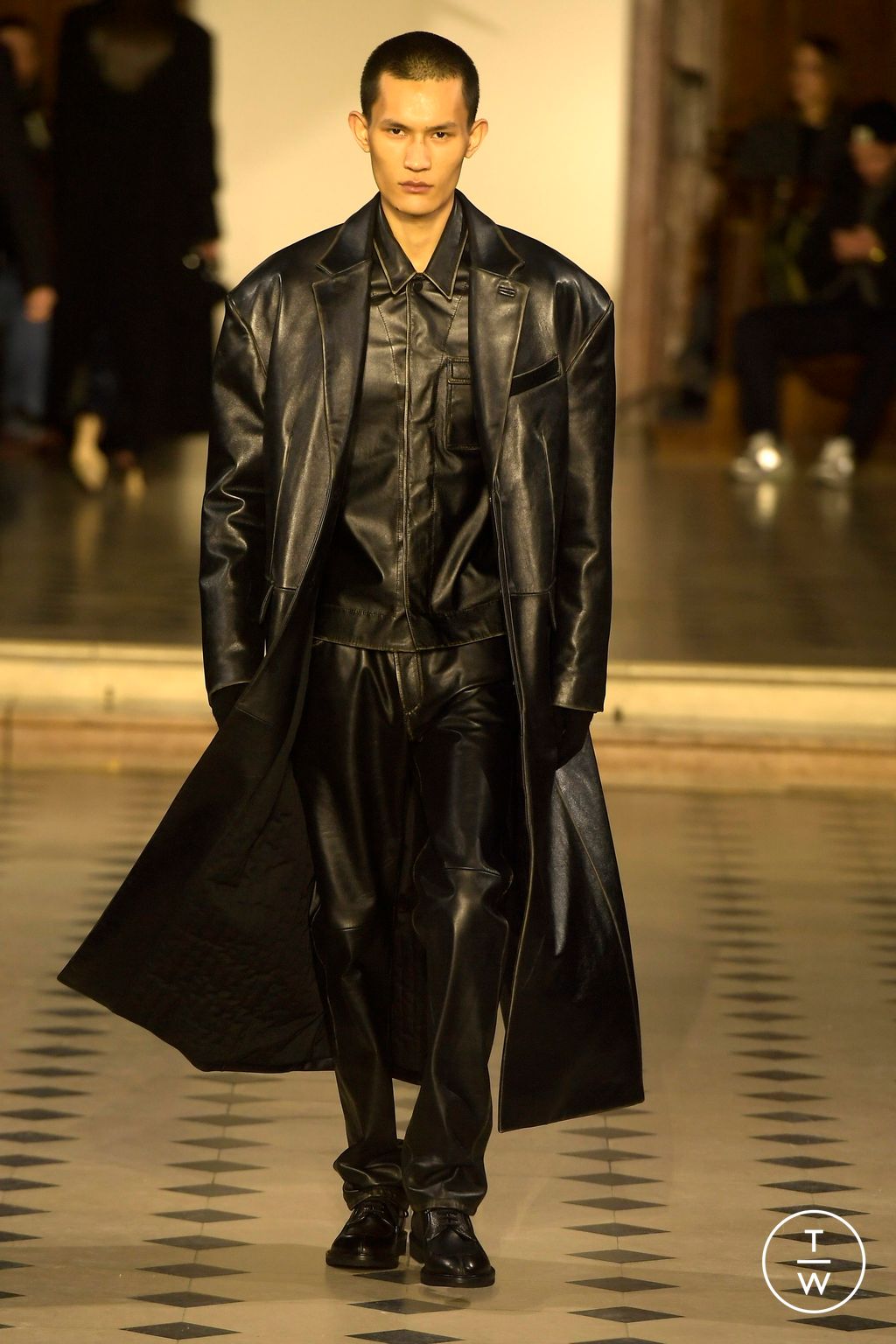 Fashion Week Paris Fall/Winter 2024 look 30 from the 032c collection menswear