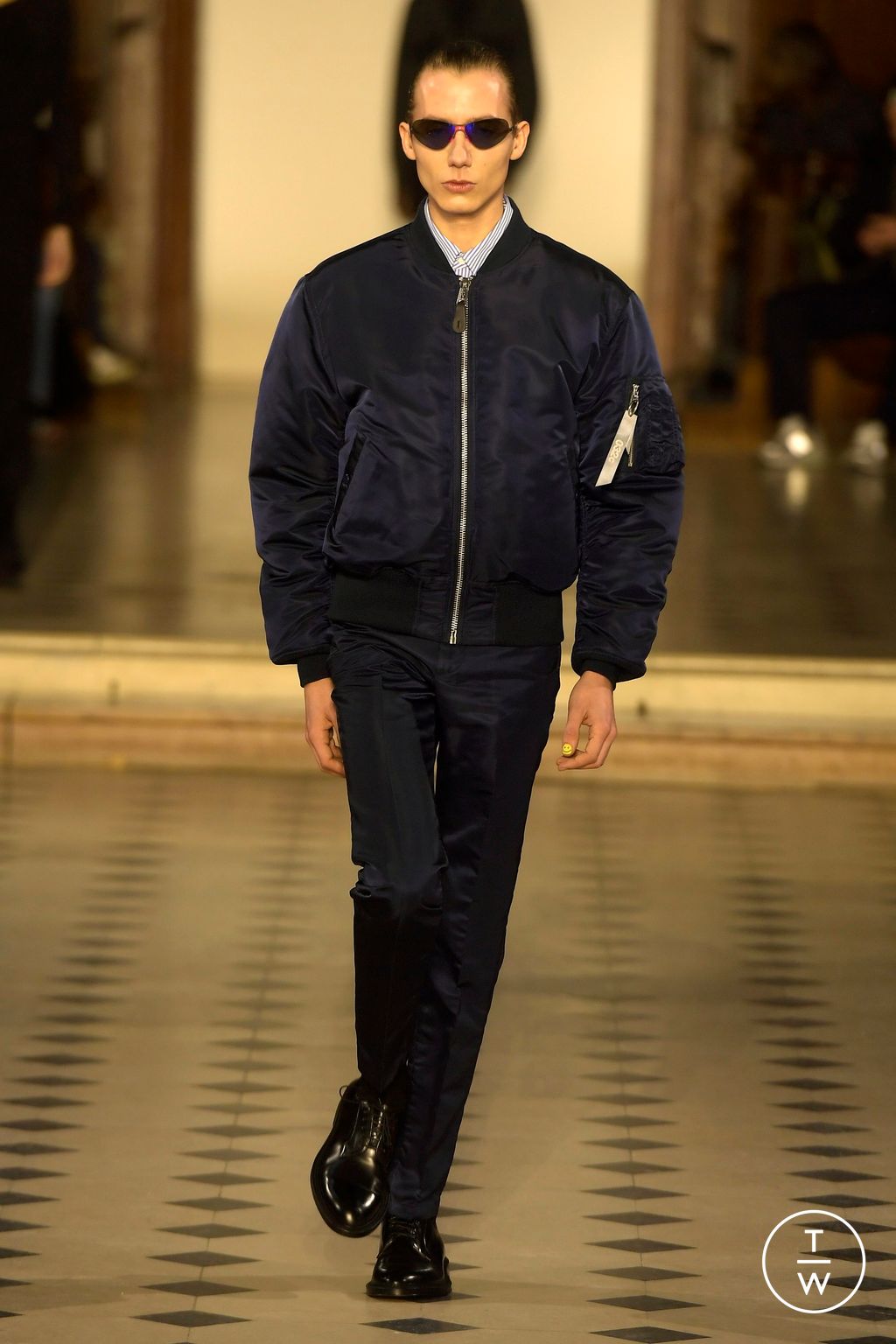 Fashion Week Paris Fall/Winter 2024 look 35 from the 032c collection menswear
