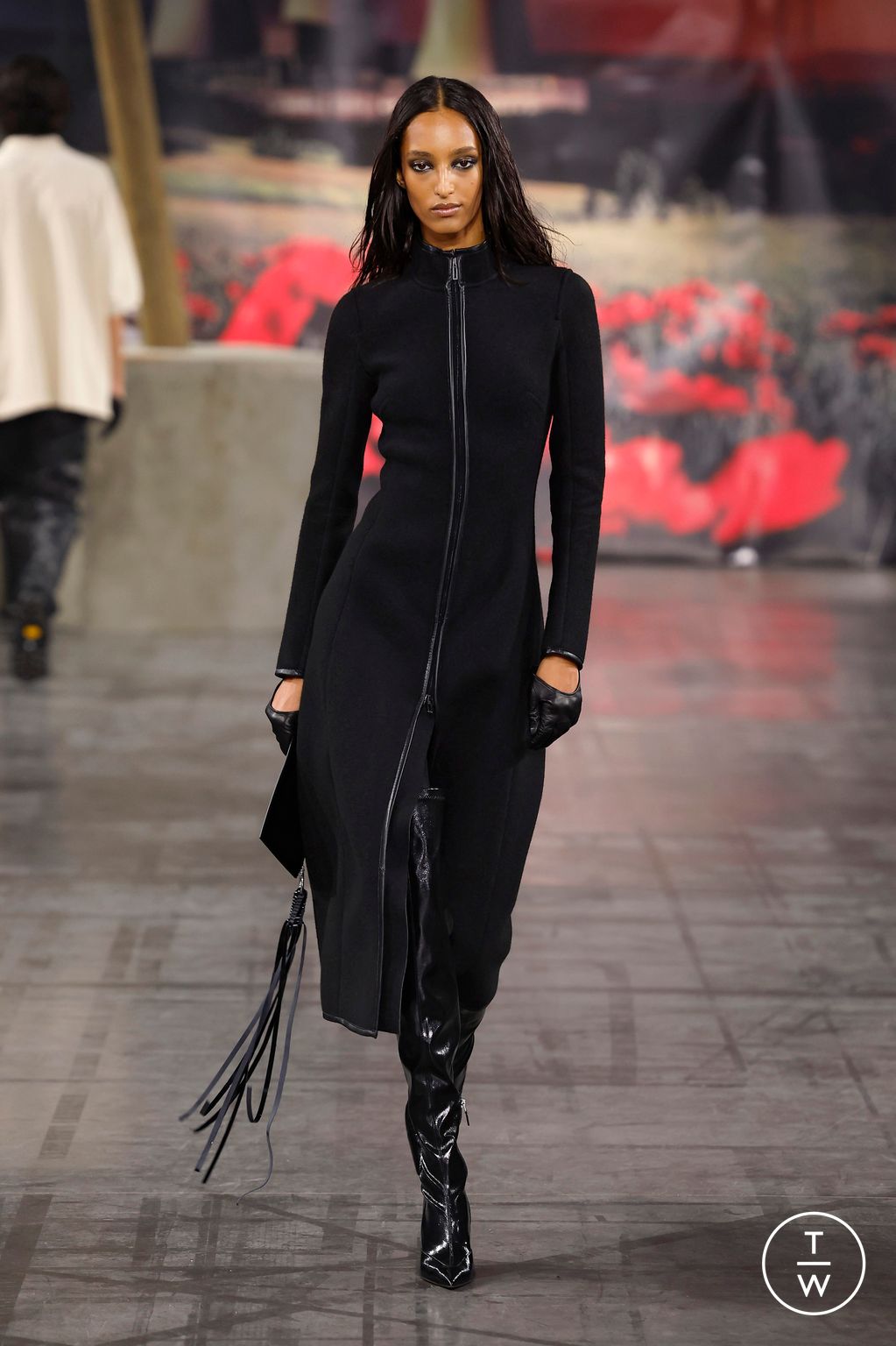 Fashion Week Paris Fall/Winter 2025 look 1 from the 032c collection menswear