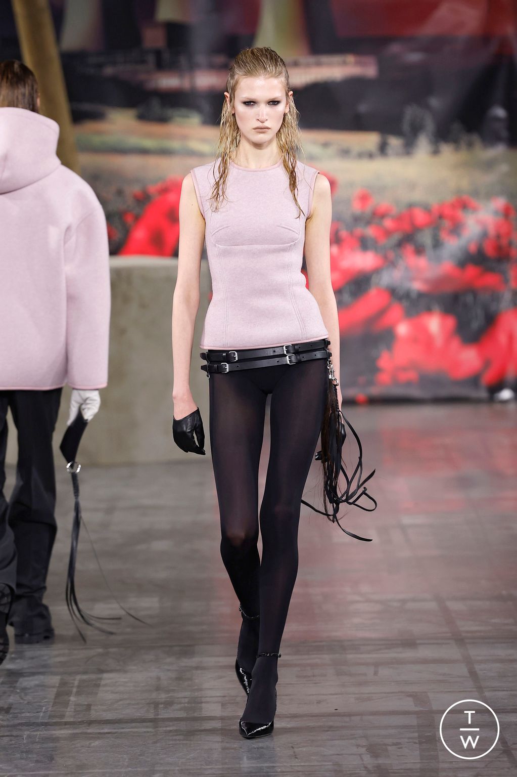 Fashion Week Paris Fall/Winter 2025 look 10 from the 032c collection menswear