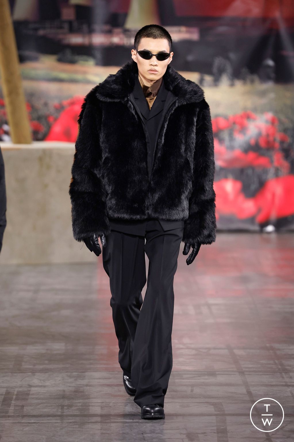 Fashion Week Paris Fall/Winter 2025 look 39 from the 032c collection menswear