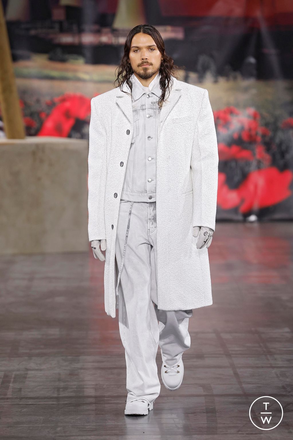 Fashion Week Paris Fall/Winter 2025 look 49 de la collection 032c menswear
