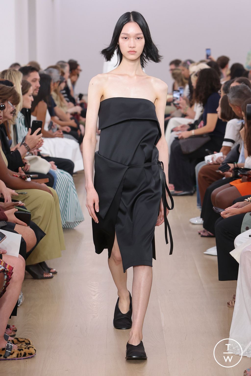 Fashion Week New York Spring/Summer 2024 look 32 from the Proenza Schouler collection womenswear