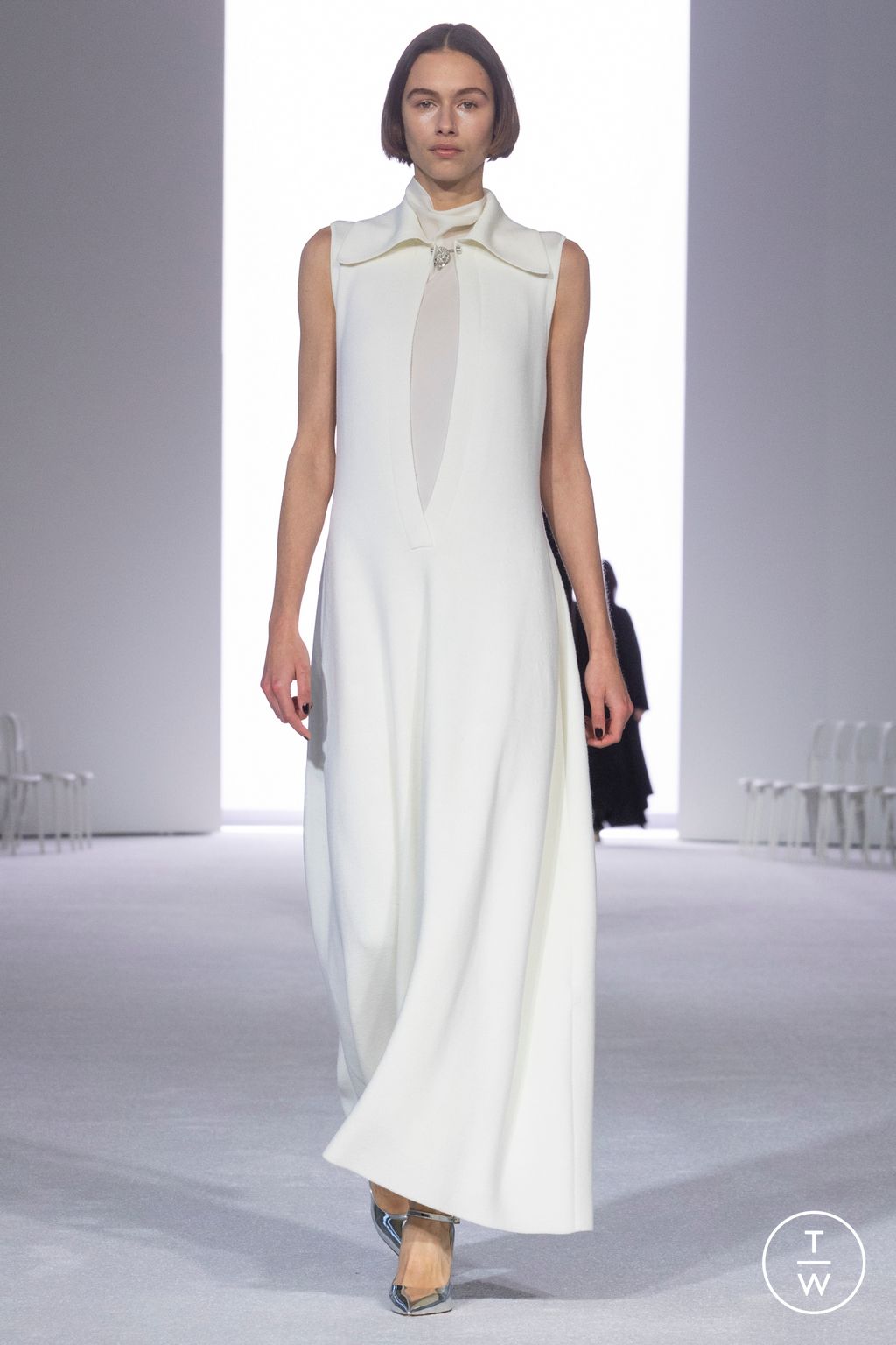Fashion Week New York Fall/Winter 2024 look 33 from the Brandon Maxwell collection womenswear