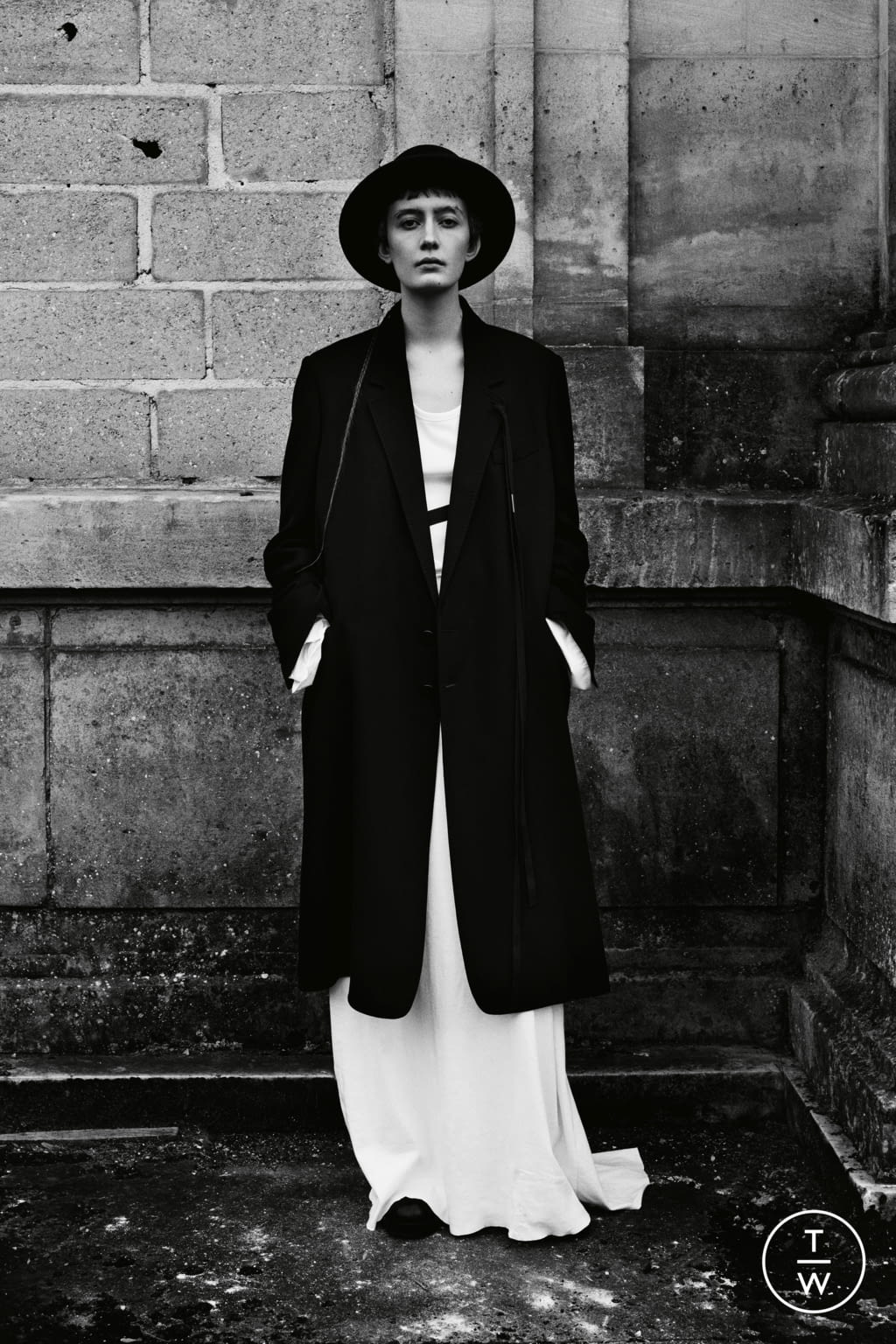 Fashion Week Paris Fall/Winter 2021 look 33 from the Ann Demeulemeester collection womenswear