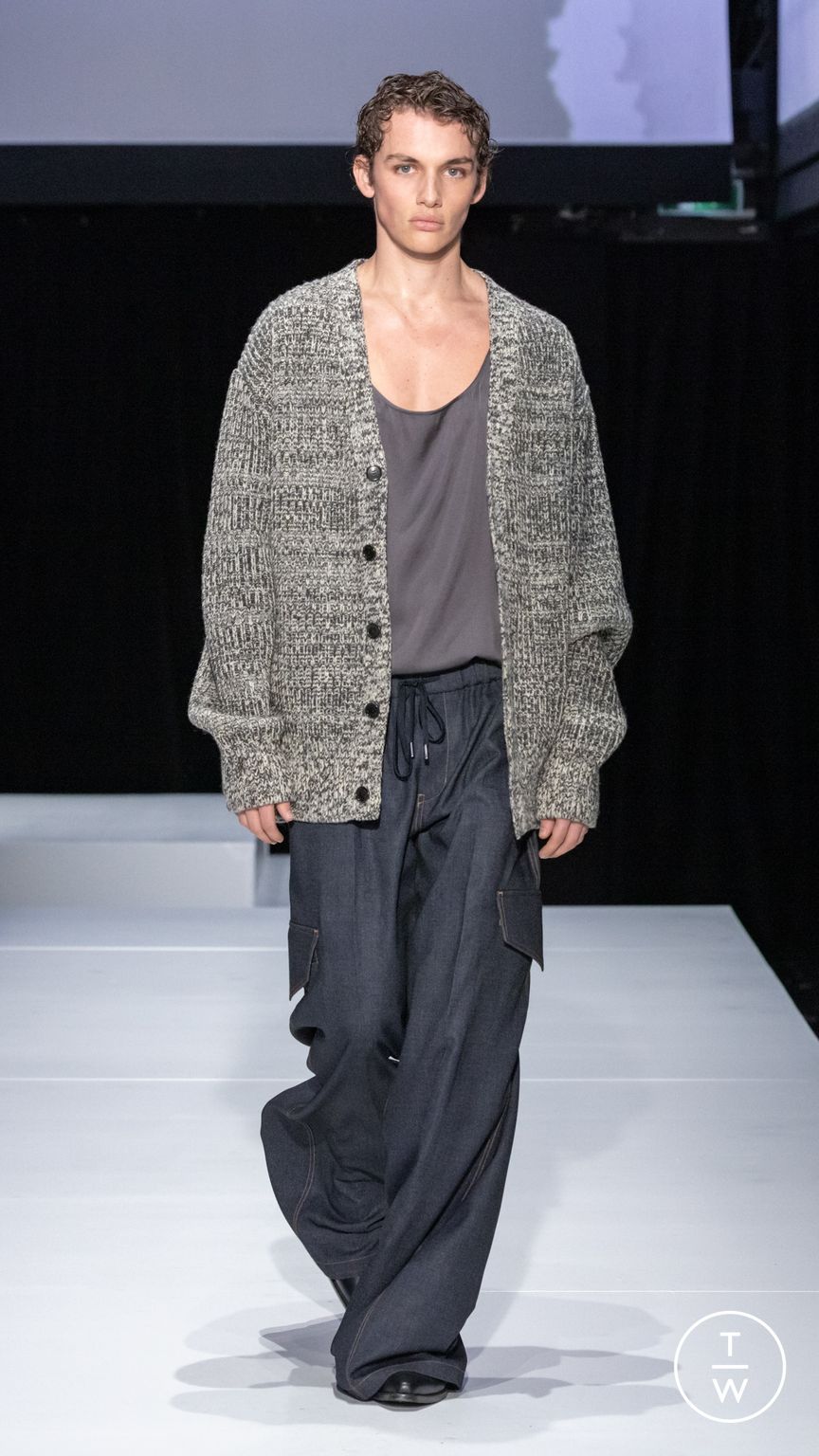 Fashion Week Paris Fall/Winter 2024 look 33 from the System Studios collection menswear