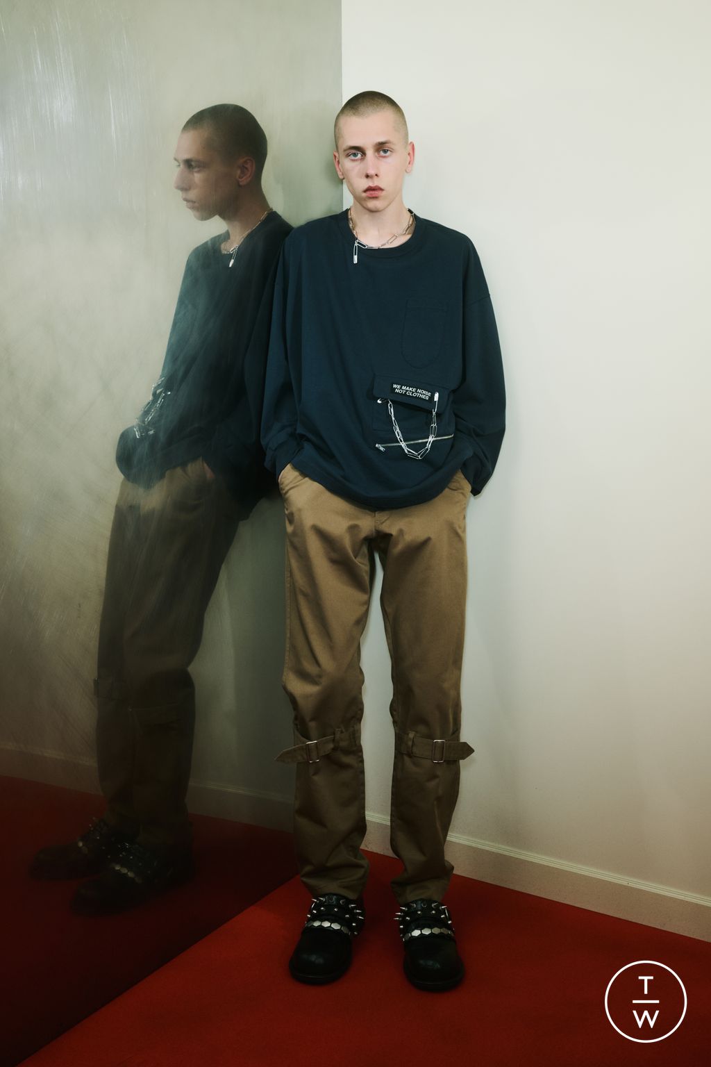 Fashion Week Paris Pre-Fall 2025 look 41 from the Undercover collection menswear