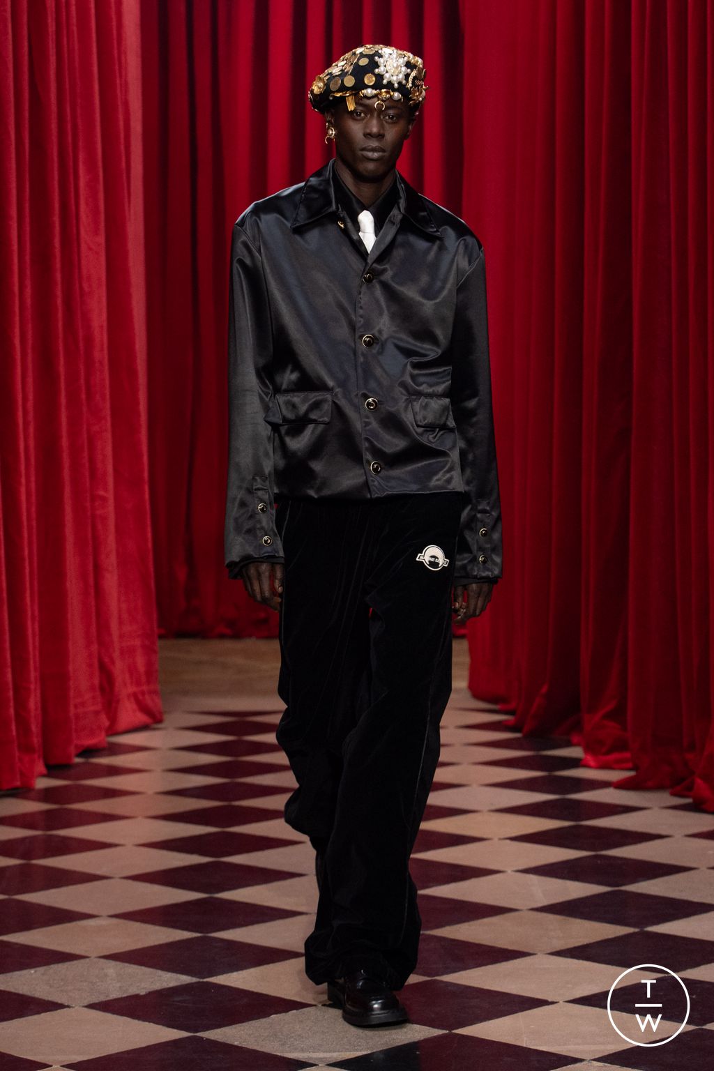 Fashion Week Paris Fall/Winter 2025 look 33 from the Marine Serre collection womenswear