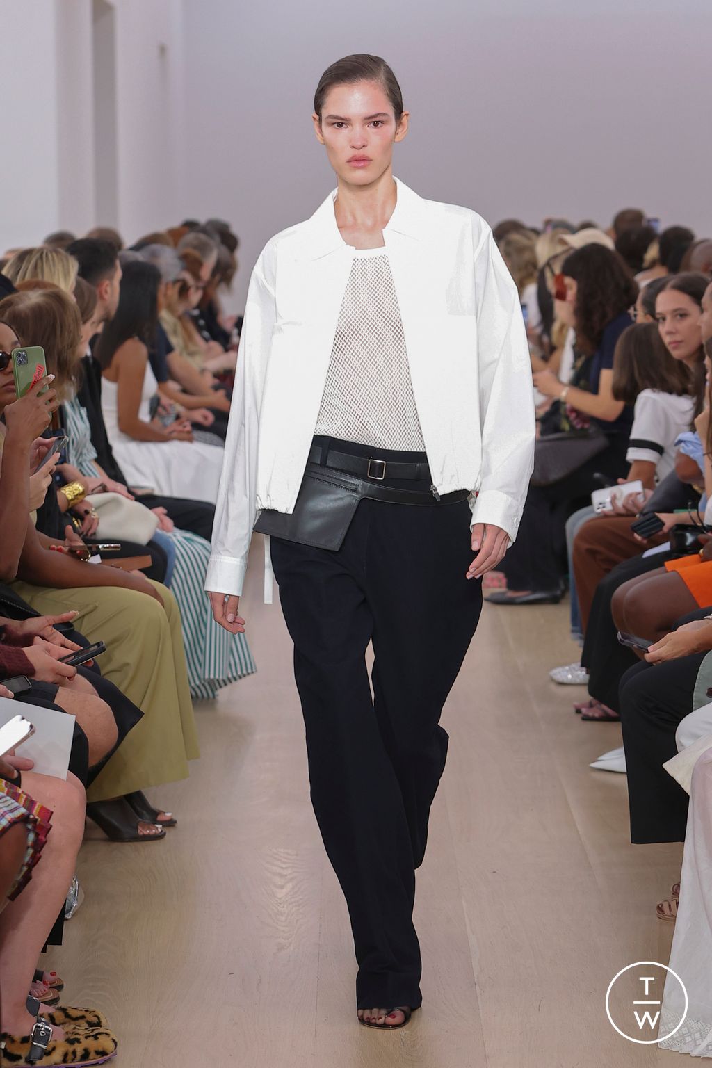 Fashion Week New York Spring/Summer 2024 look 33 from the Proenza Schouler collection 女装