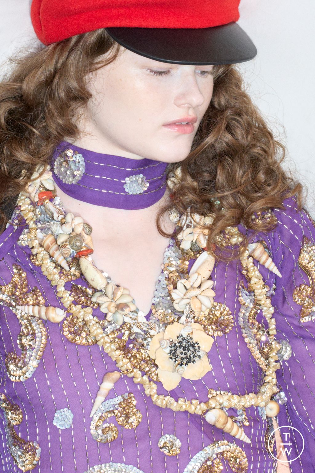 Fashion Week Paris Resort 2026 look 27 from the Valentino collection womenswear accessories