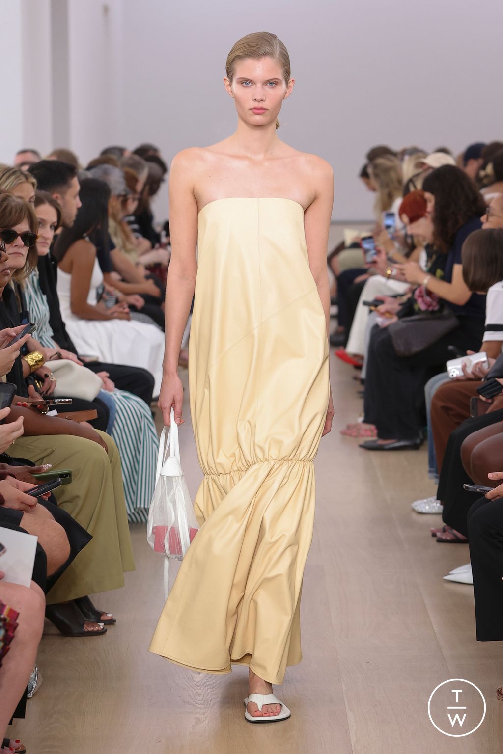 Fashion Week New York Spring/Summer 2024 look 34 de la collection Proenza Schouler womenswear
