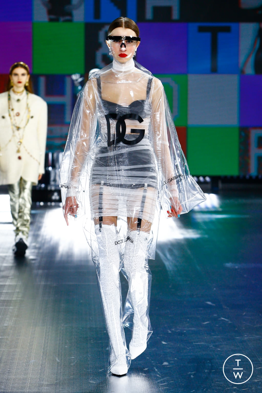 Fashion Week Milan Fall/Winter 2021 look 42 from the Dolce & Gabbana collection womenswear