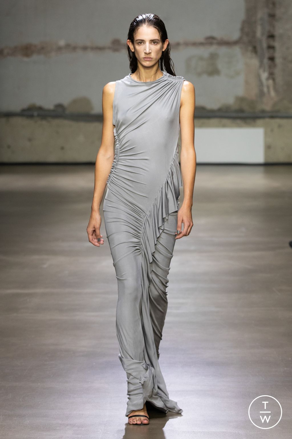 Fashion Week Paris Spring/Summer 2023 look 35 from the Atlein collection 女装