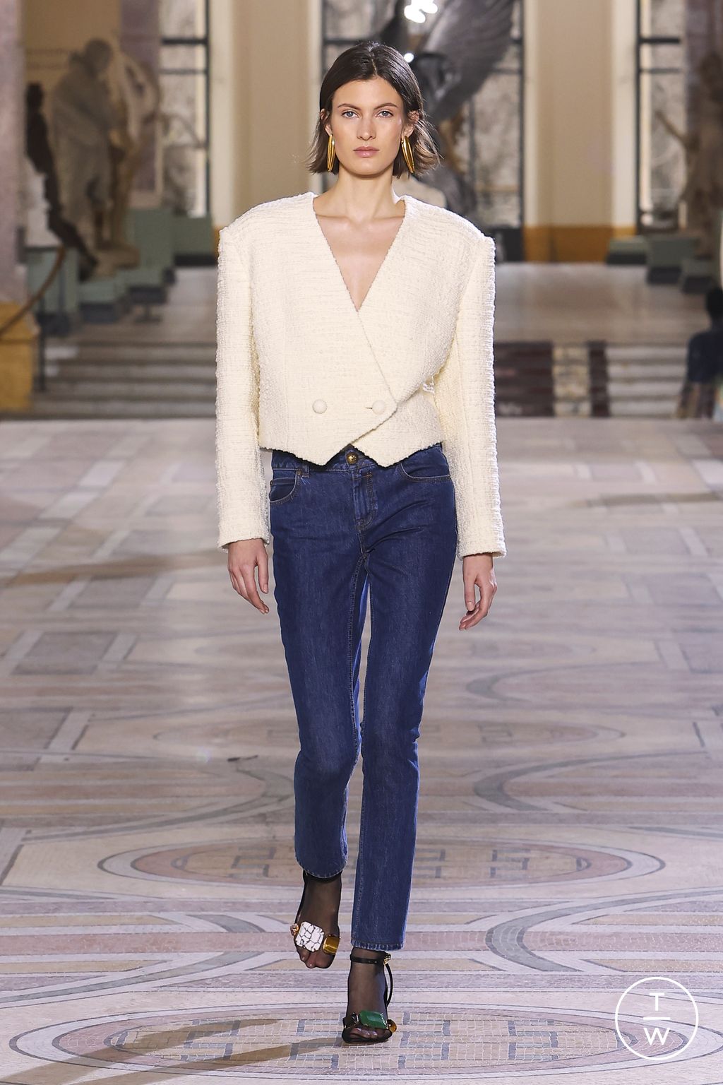 Fashion Week Paris Fall/Winter 2023 look 35 de la collection Zimmermann womenswear