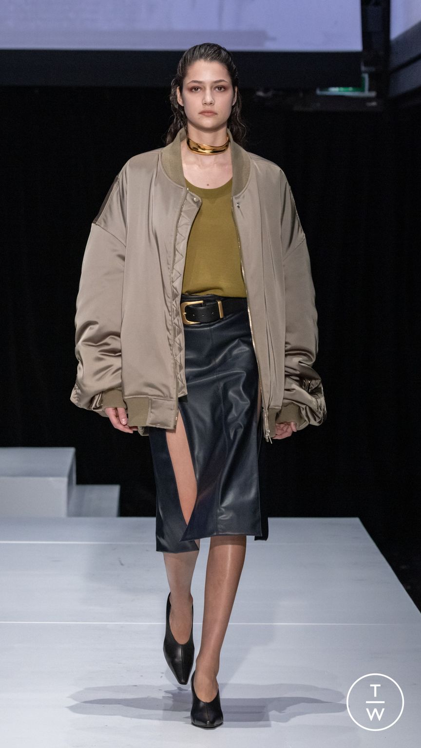 Fashion Week Paris Fall/Winter 2024 look 36 from the System Studios collection 男装
