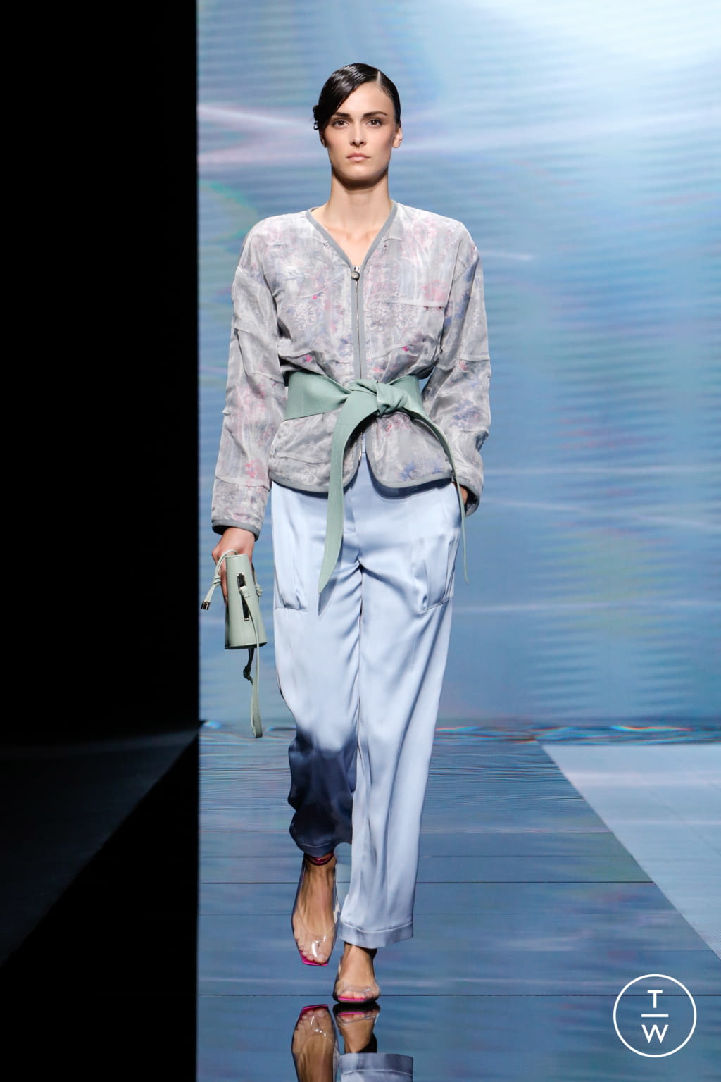 Fashion Week Milan Spring/Summer 2021 look 36 from the Giorgio Armani collection 女装