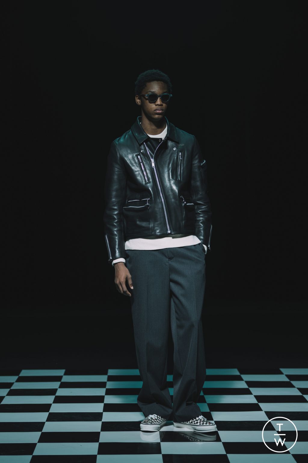 Fashion Week Paris Fall/Winter 2024 look 36 from the Undercover collection 男装