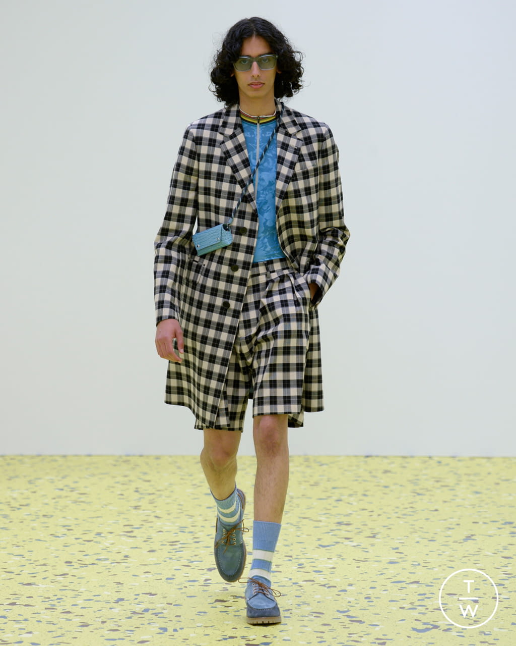 Fashion Week Paris Spring/Summer 2022 look 36 from the Paul Smith collection menswear