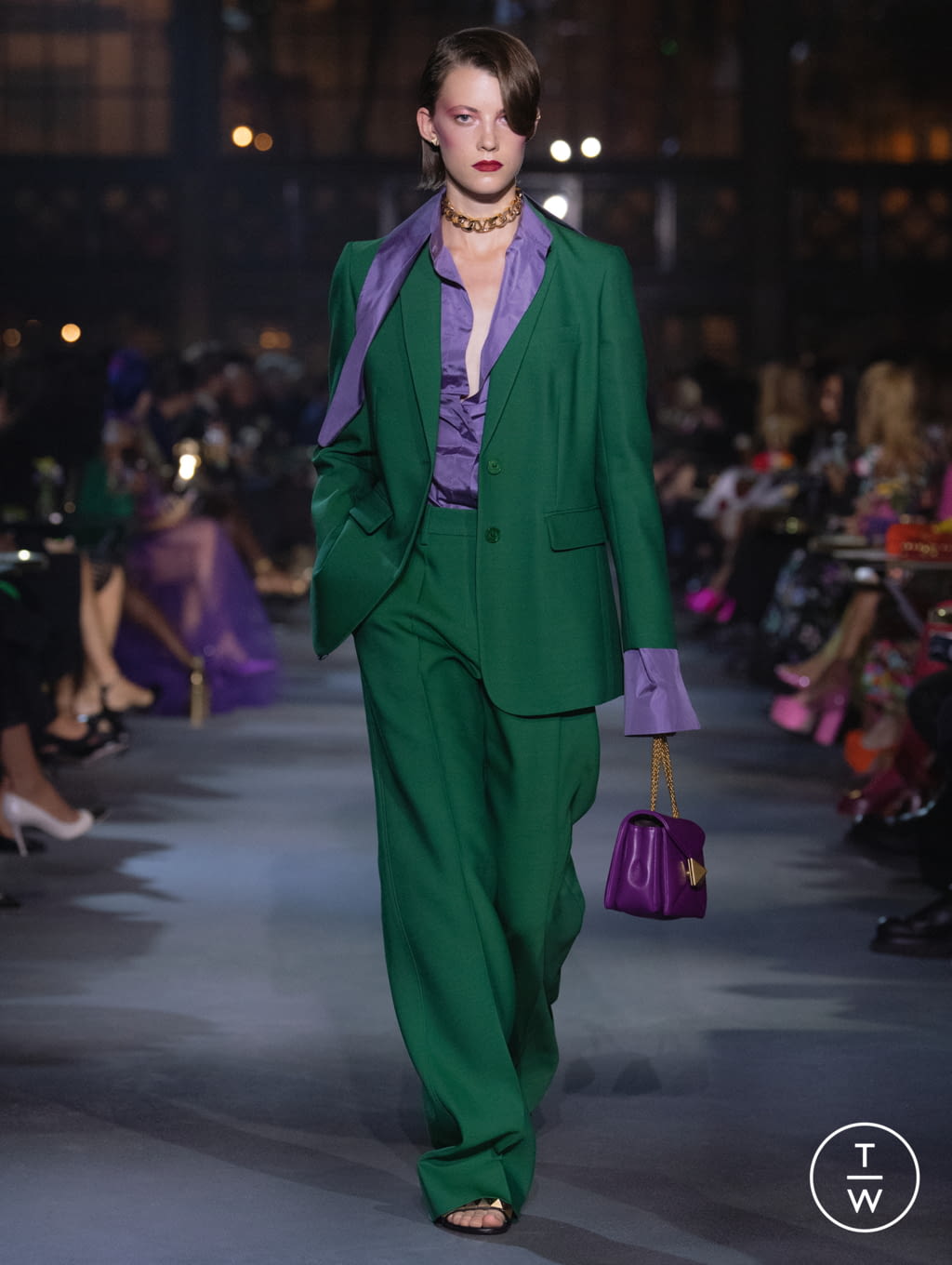 Fashion Week Paris Spring/Summer 2022 look 36 from the Valentino collection womenswear