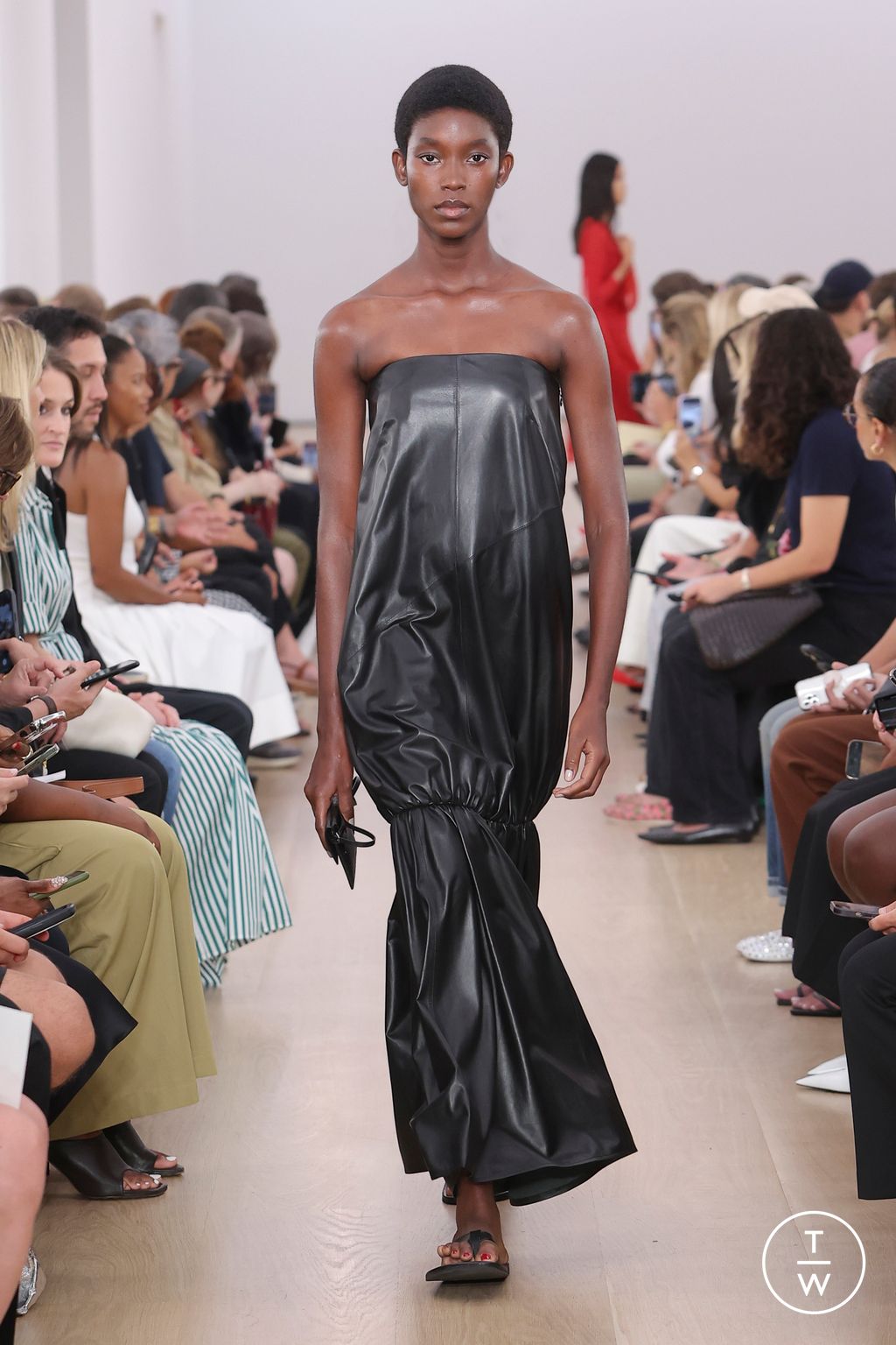 Fashion Week New York Spring/Summer 2024 look 36 from the Proenza Schouler collection 女装