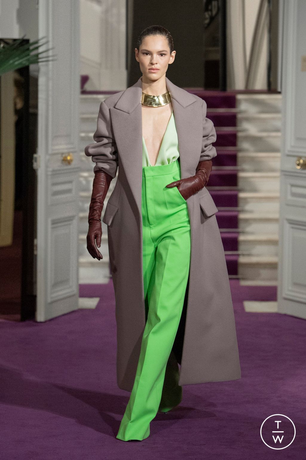 Fashion Week Paris Spring/Summer 2024 look 36 from the Valentino collection couture