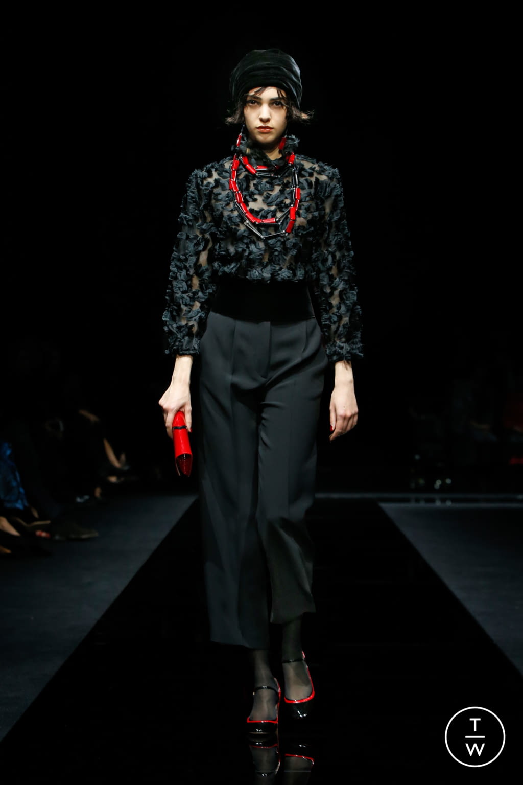 Fashion Week Milan Pre-Fall 2020 look 37 from the Giorgio Armani collection womenswear