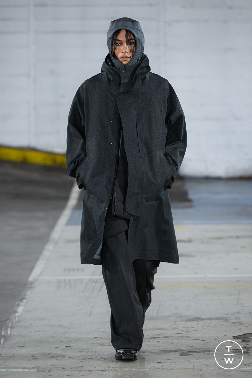 Fashion Week Paris Fall/Winter 2026 look 37 de la collection White Mountaineering menswear