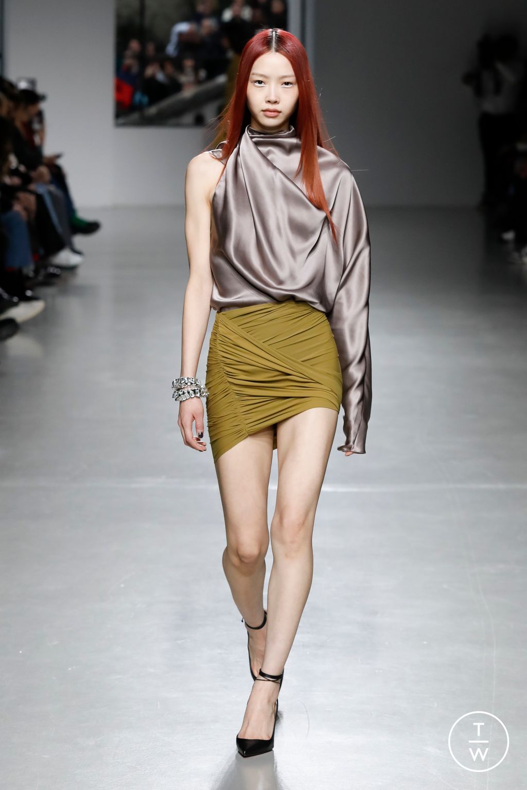 Fashion Week Paris Fall/Winter 2023 look 37 de la collection Atlein womenswear