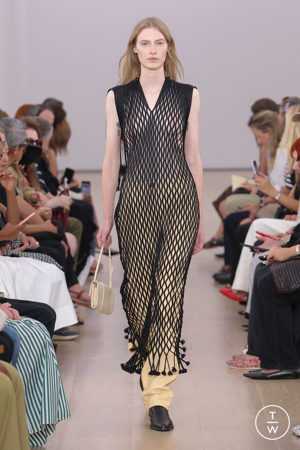 Fashion Week New York Spring/Summer 2024 look 37 from the Proenza Schouler collection womenswear