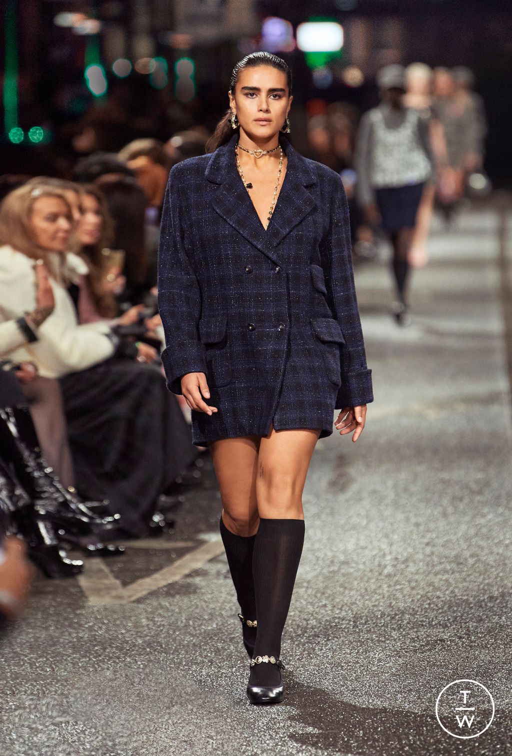 Fashion Week Paris Pre-Fall 2024 look 38 de la collection Chanel womenswear