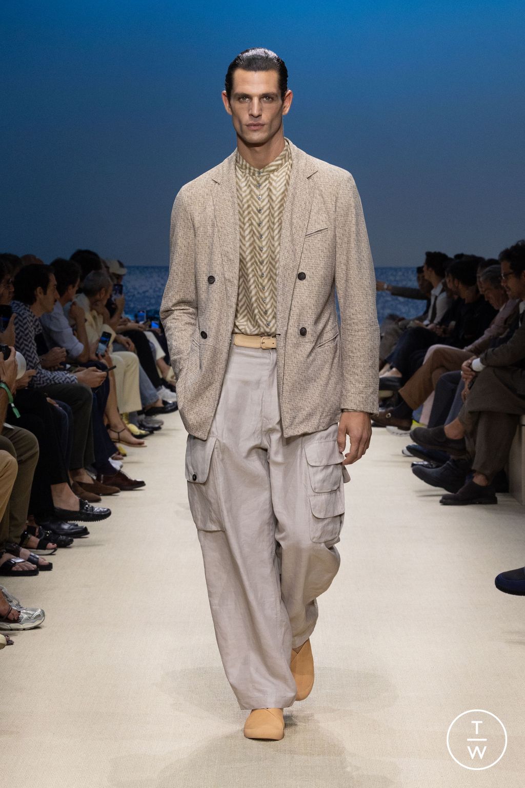 Fashion Week Milan Spring/Summer 2026 look 38 de la collection Giorgio Armani menswear
