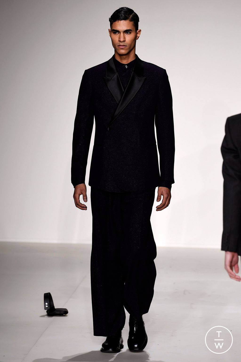Fashion Week Milan Fall/Winter 2023 look 85 from the Emporio Armani collection menswear