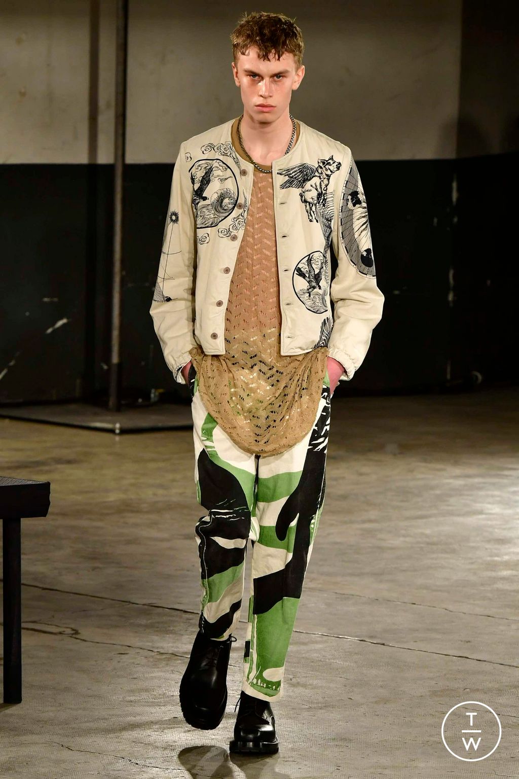 Fashion Week Paris Fall/Winter 2023 look 25 from the Dries Van Noten collection menswear