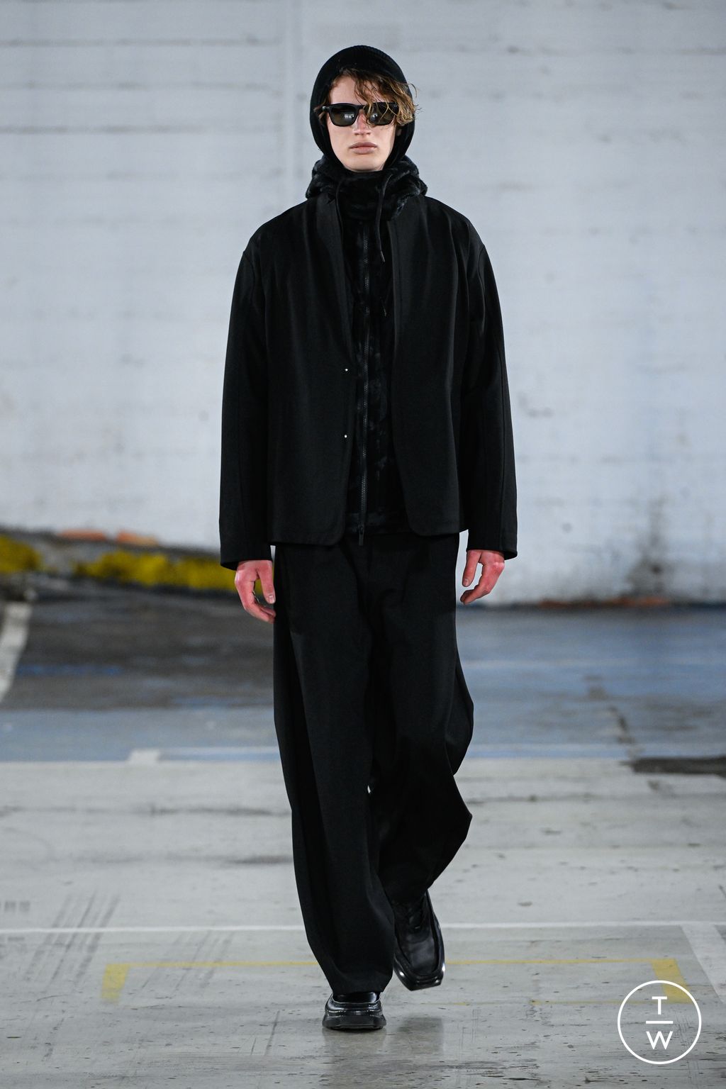 Fashion Week Paris Fall/Winter 2026 look 39 de la collection White Mountaineering menswear