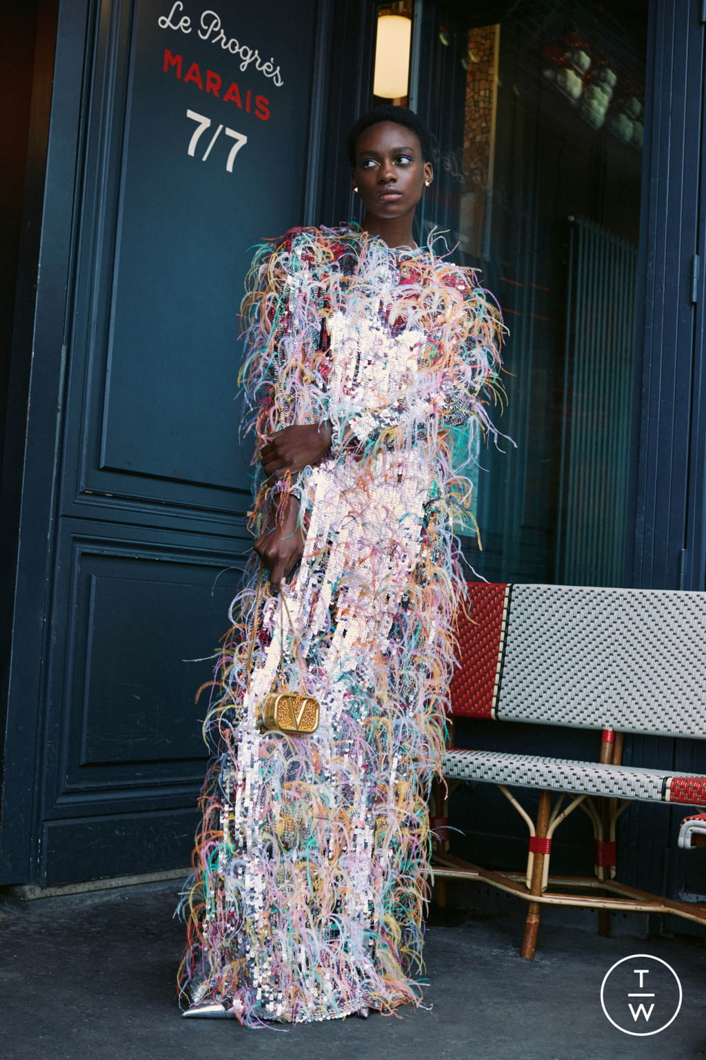 Fashion Week Paris Resort 2022 look 81 from the Valentino collection 女装