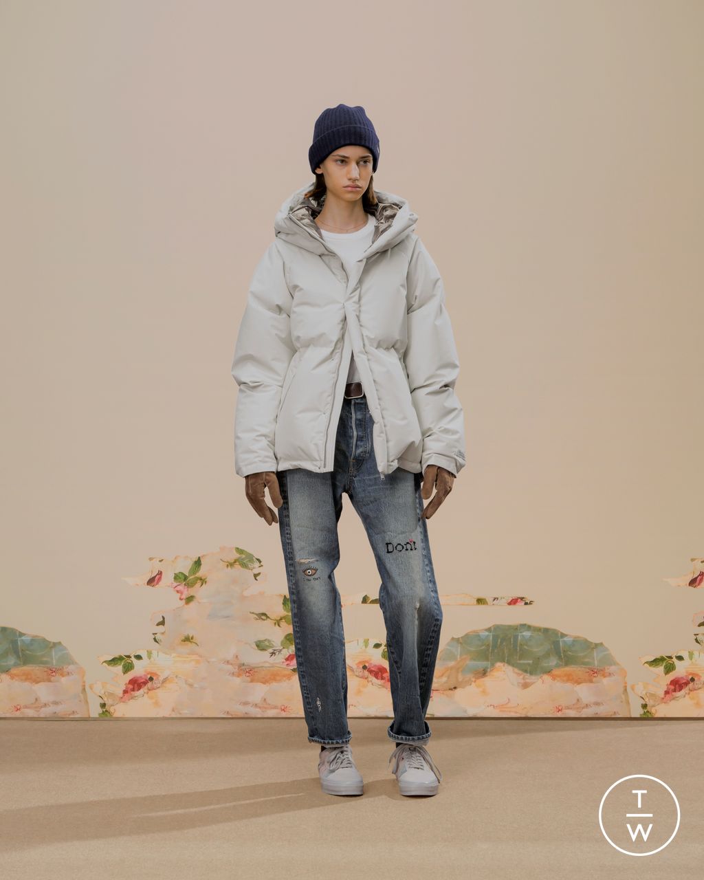 Fashion Week Paris Fall/Winter 2026 look 39 from the Undercover collection 男装