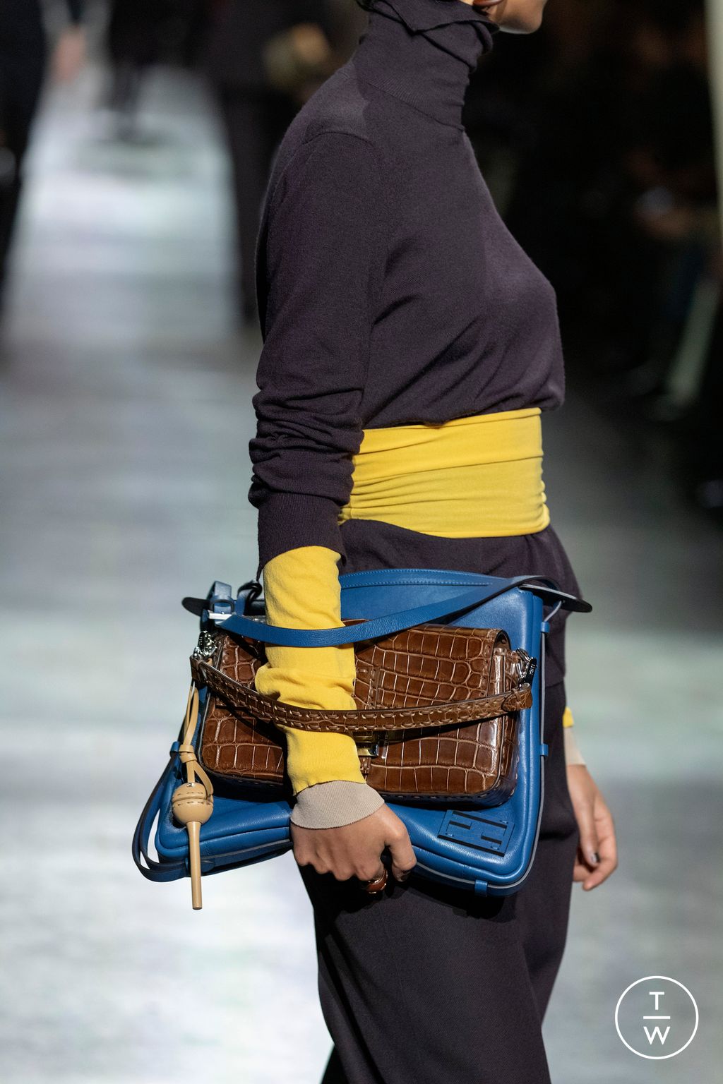 Fashion Week Milan Fall/Winter 2024 look 3 from the Fendi collection womenswear accessories