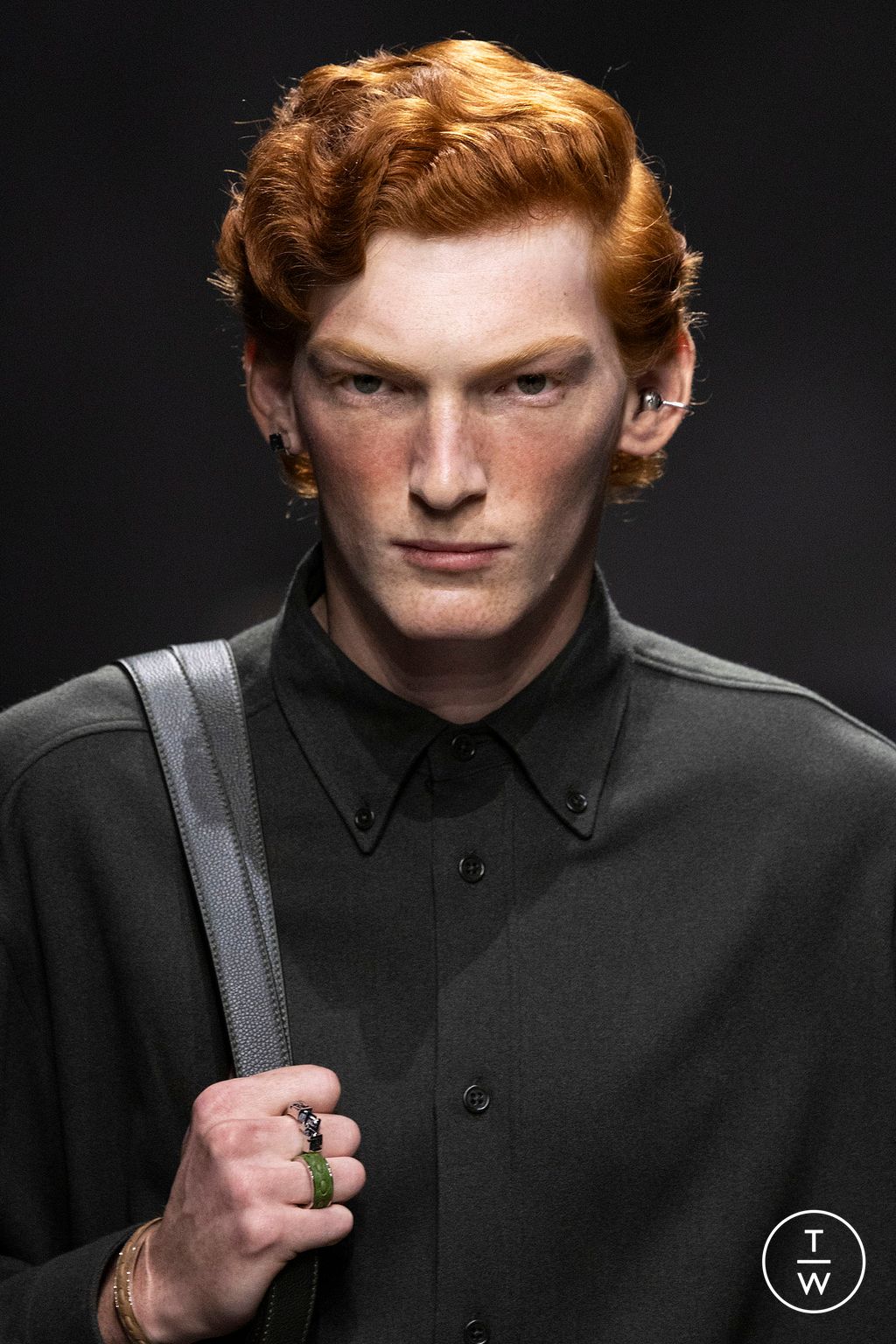 Fashion Week Paris Fall/Winter 2024 look 97 from the Fendi collection menswear accessories