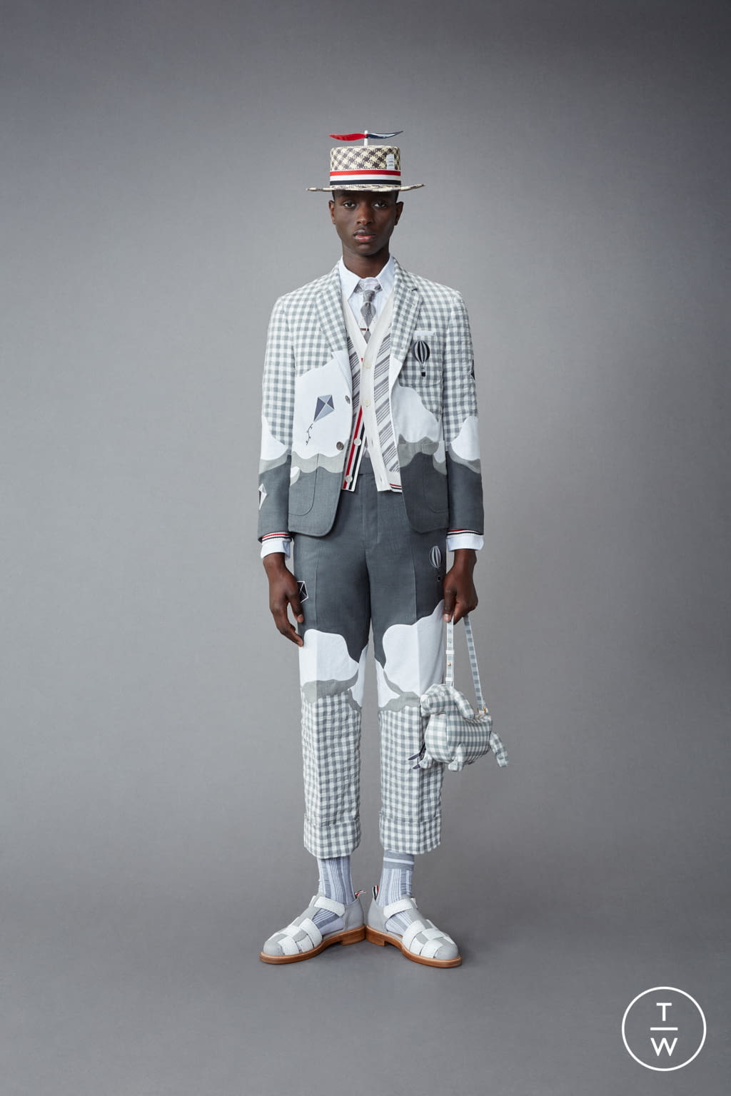 Fashion Week Paris Resort 2022 look 4 from the Thom Browne collection menswear
