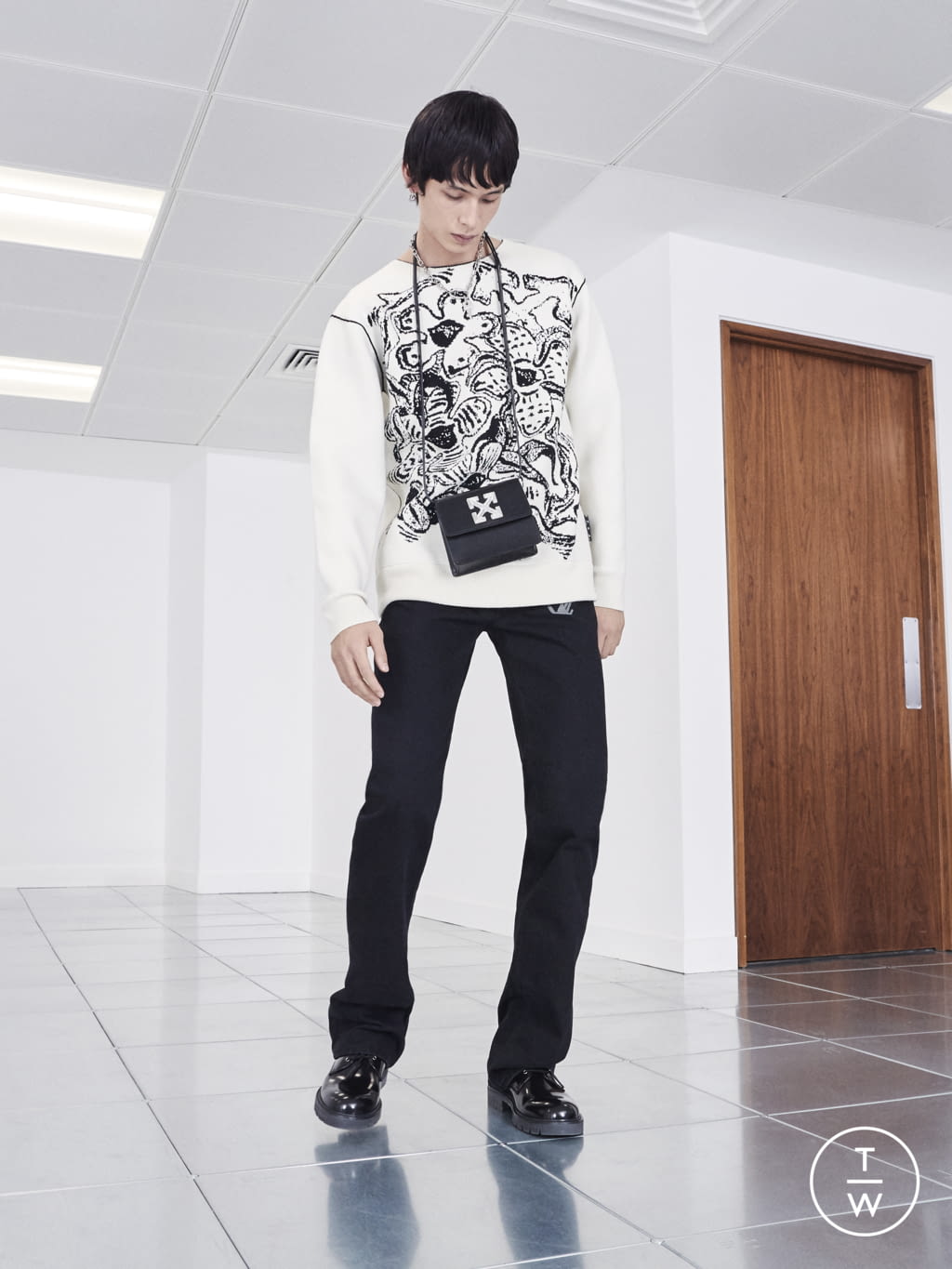 Fashion Week Paris Pre-Fall 2020 look 5 from the Off-White collection menswear