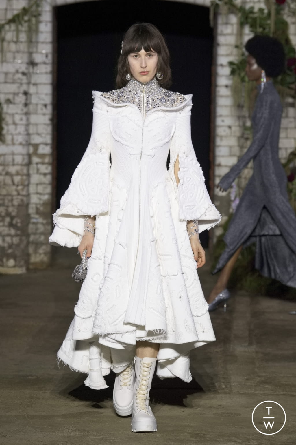 Fashion Week London Fall/Winter 2022 look 4 from the MITHRIDATE collection 女装