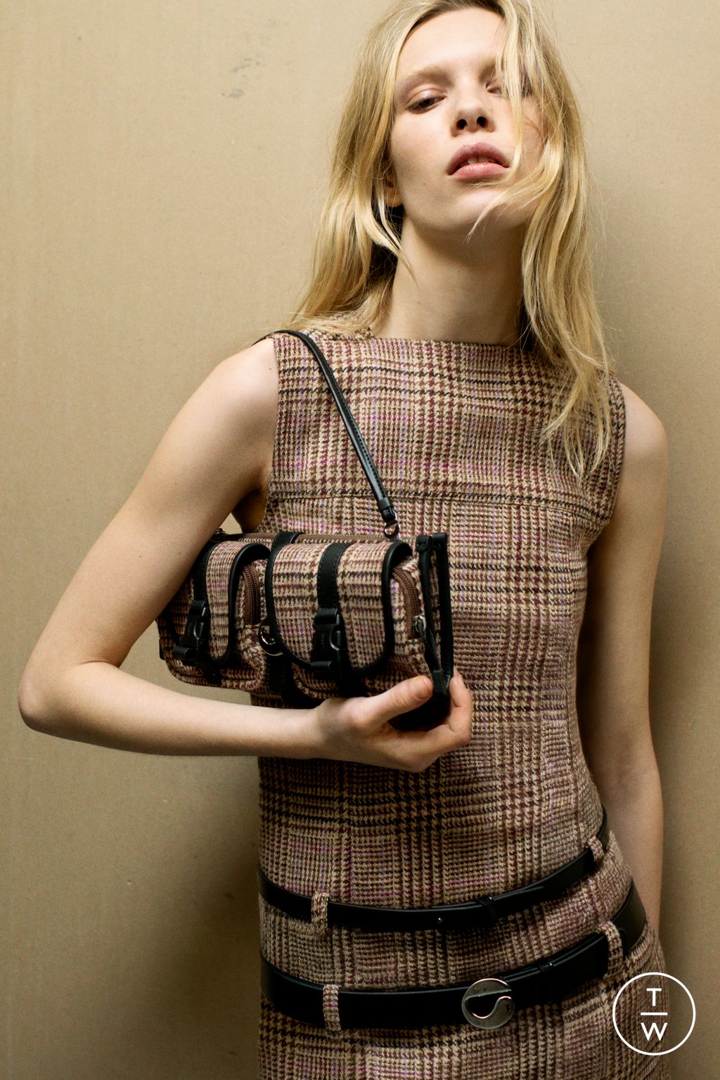 Fashion Week Paris Pre-Fall 2025 look 4 de la collection Coperni womenswear