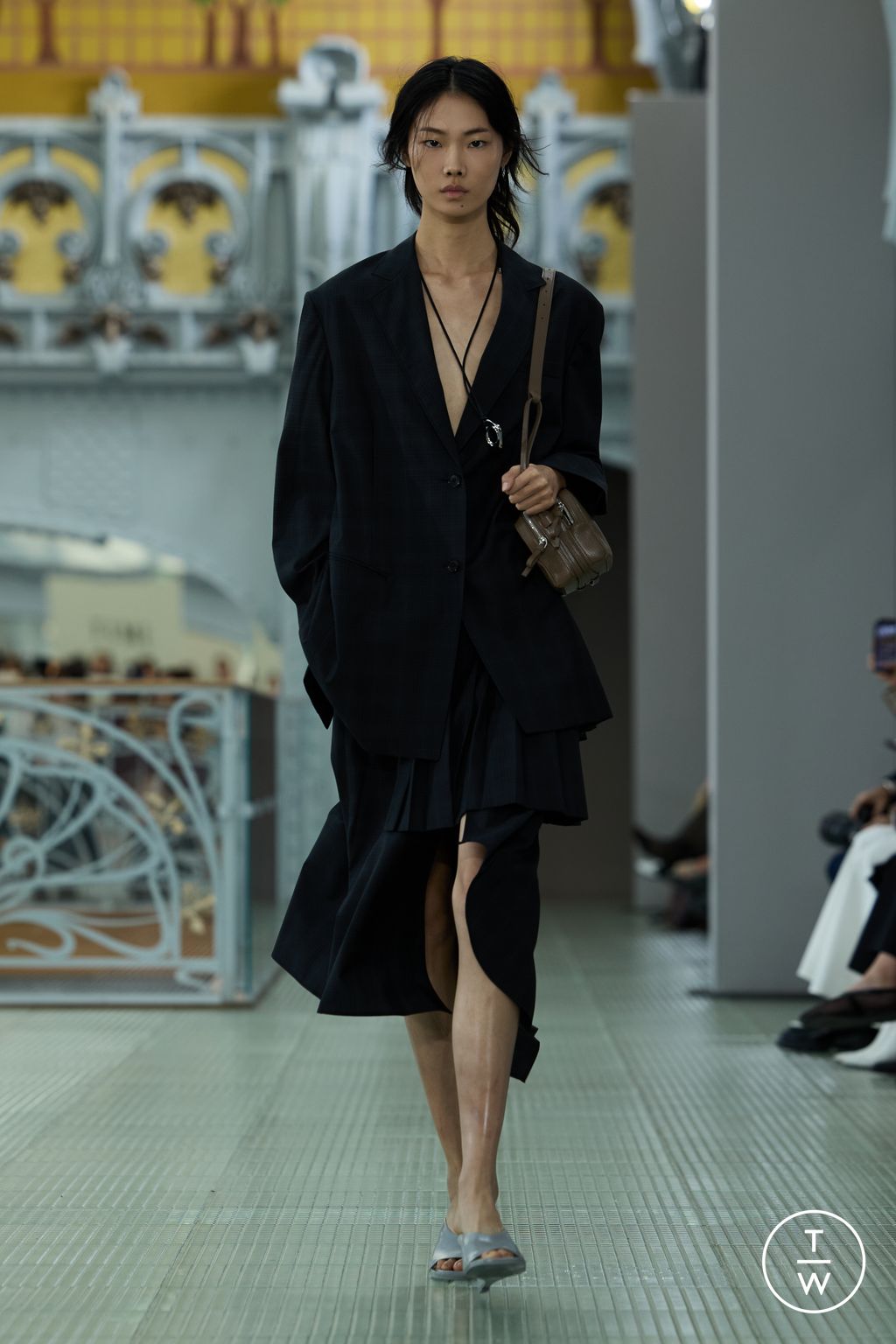 Fashion Week Paris Spring/Summer 2026 look 4 de la collection Time womenswear