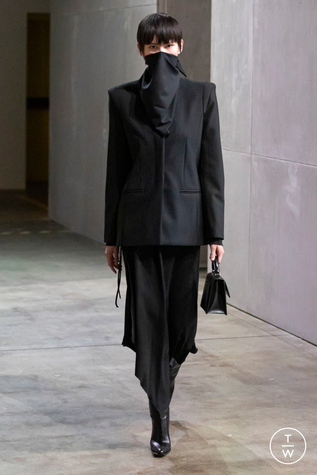 Fashion Week Milan Spring/Summer 2021 look 4 from the Off-White collection 女装