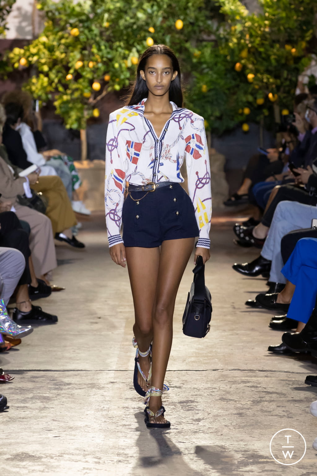 Fashion Week Milan Spring/Summer 2021 look 4 from the Etro collection womenswear