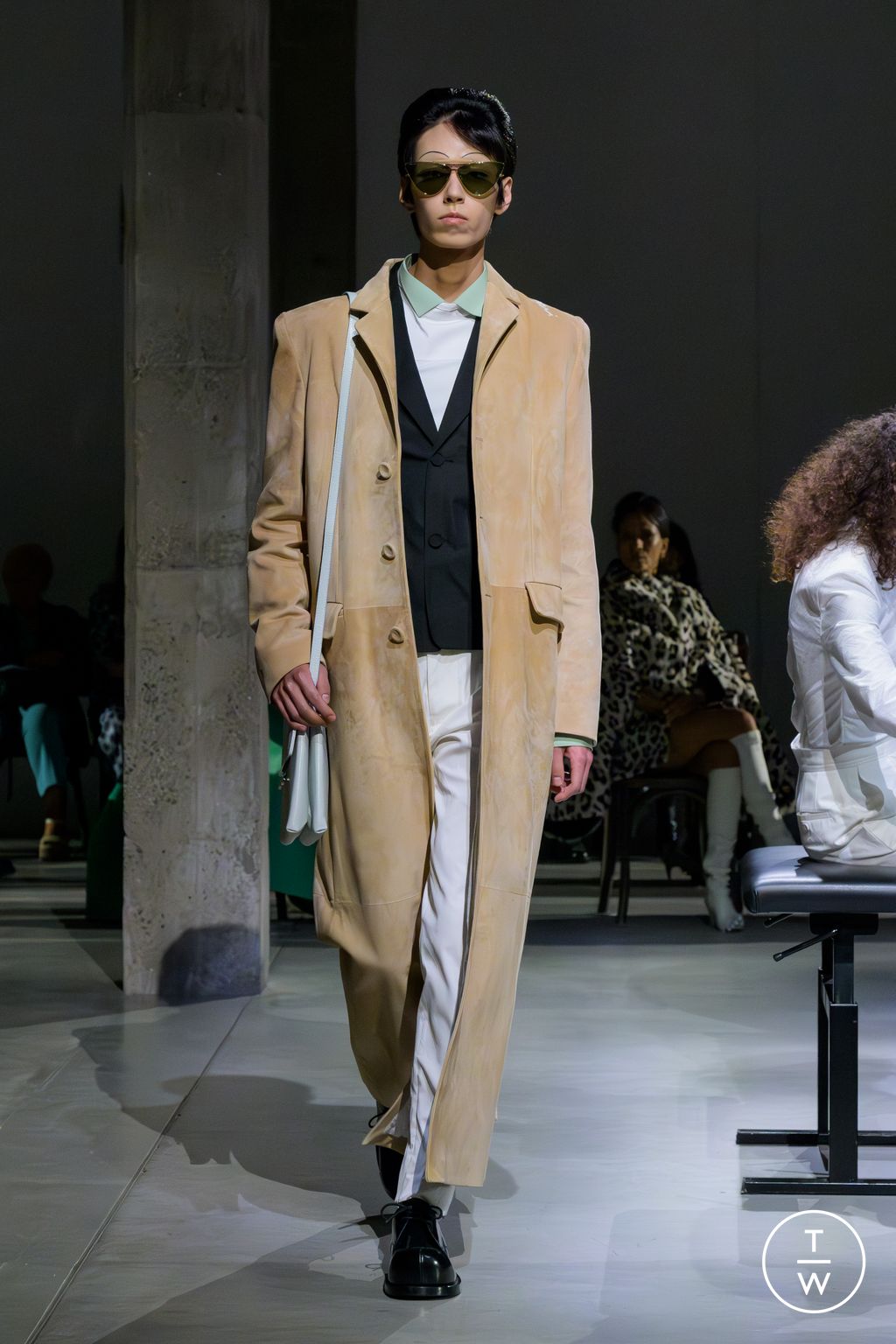 Fashion Week Milan Spring-Summer 2025 look 4 from the Marni collection 女装